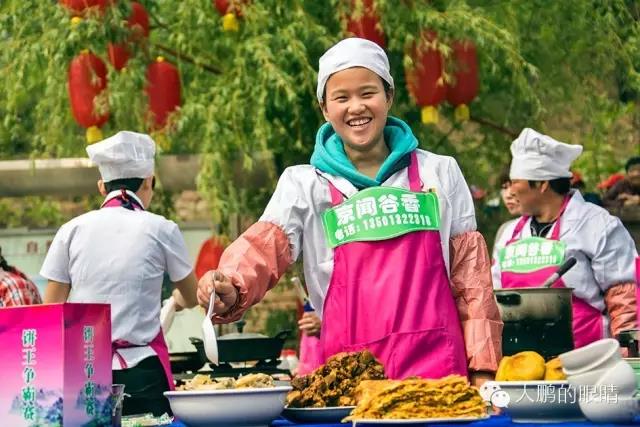 美(měi)食季現(xiàn)場(chǎng)